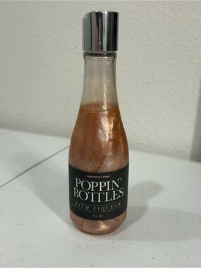 Perfectly Posh Poppin' Bottles Bath Liqueur
